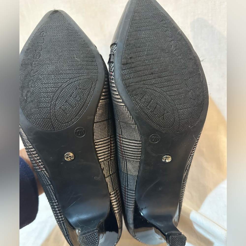 Woman’s Marbella High Heel Shoes - Picture 6 of 8